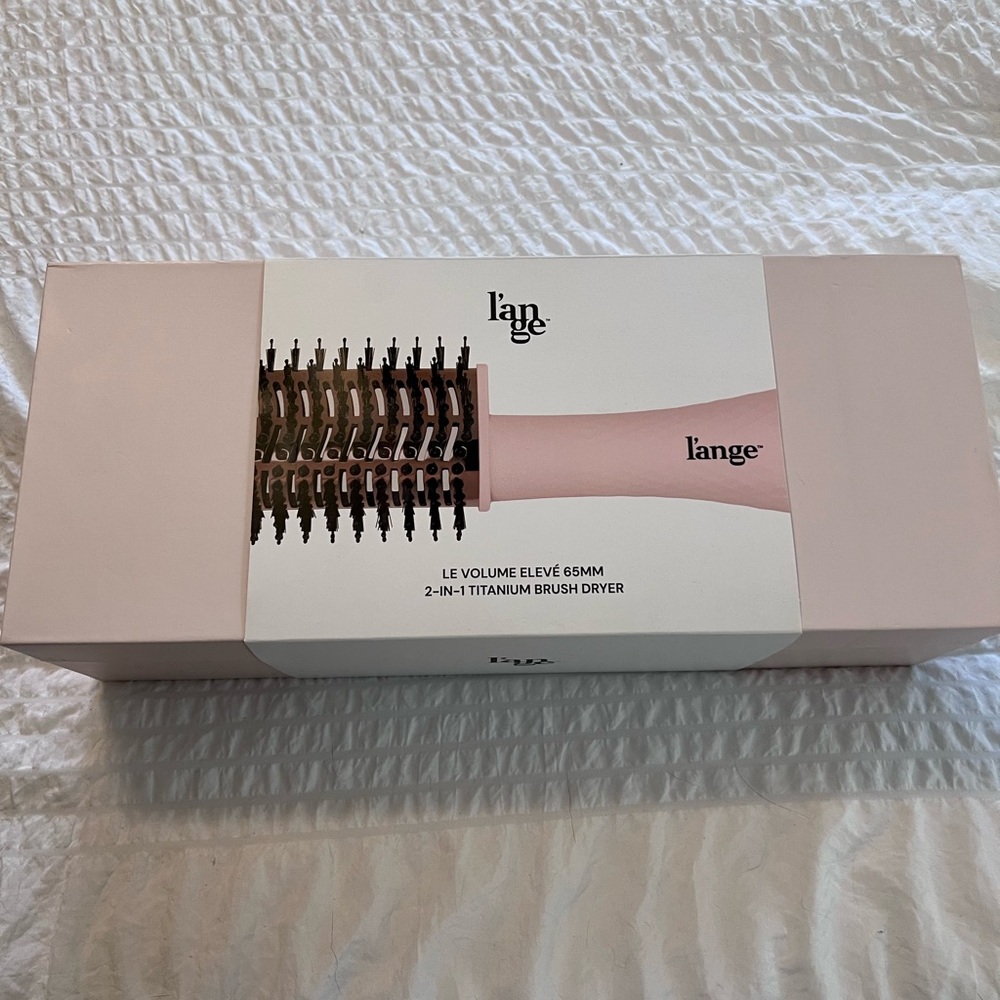 L’ange Le Volume Eleve 2-in-1 Titanium Brush Dryer